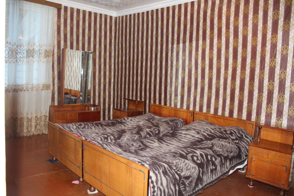 Guest House Tavaduri Mestia Exterior photo