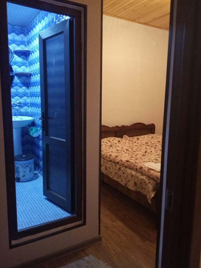 Guest House Tavaduri Mestia Exterior photo